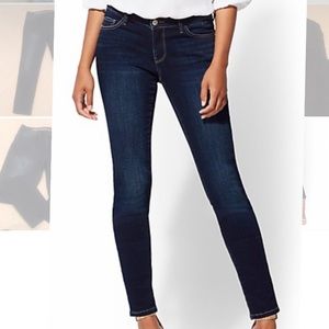 NEW YORK & COMPANY LEGGING